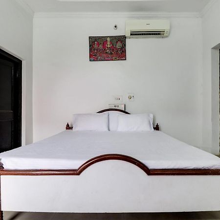 Hotel O Hanuman Bagh Ayodhya Extérieur photo