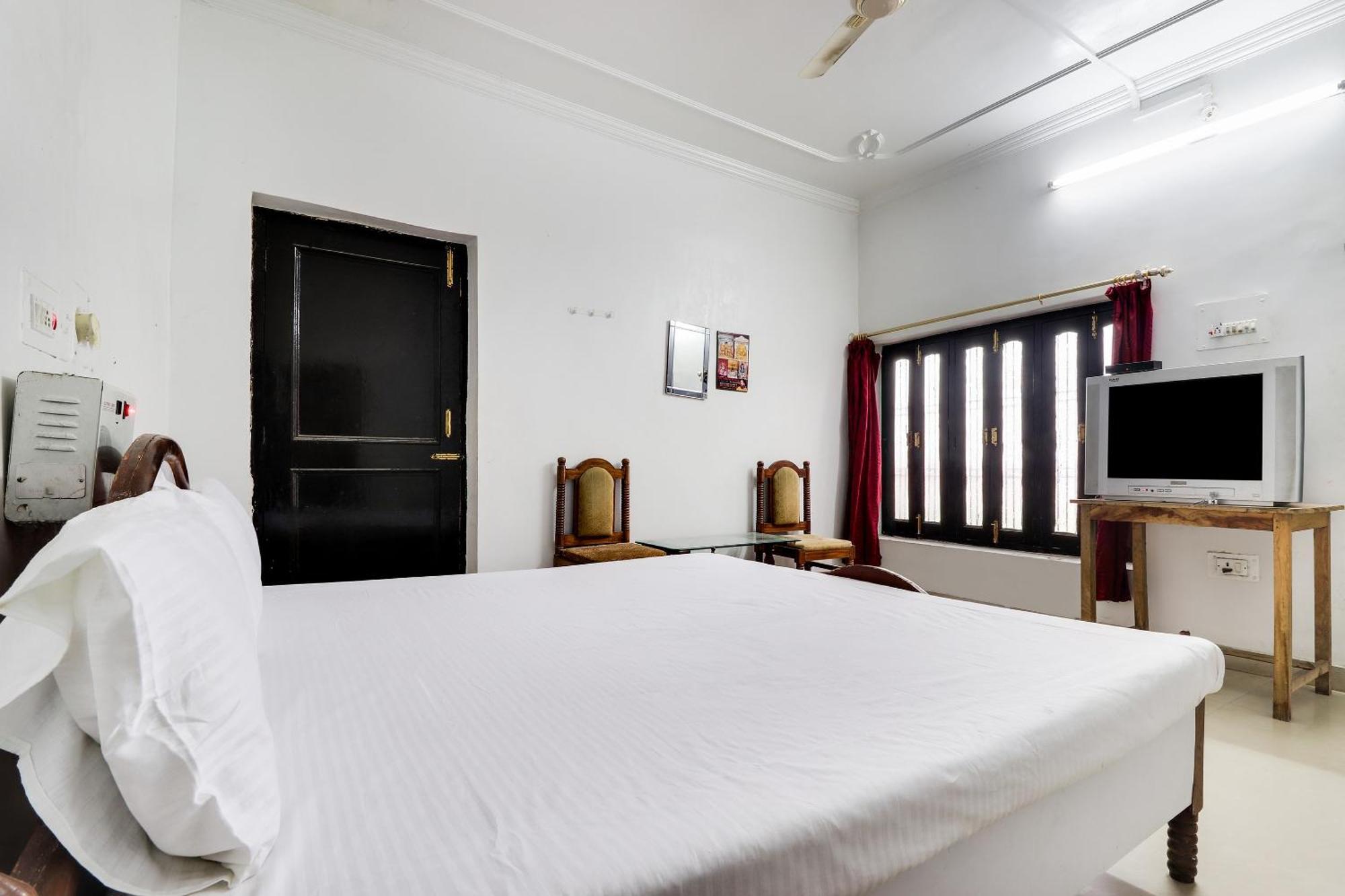 Hotel O Hanuman Bagh Ayodhya Extérieur photo