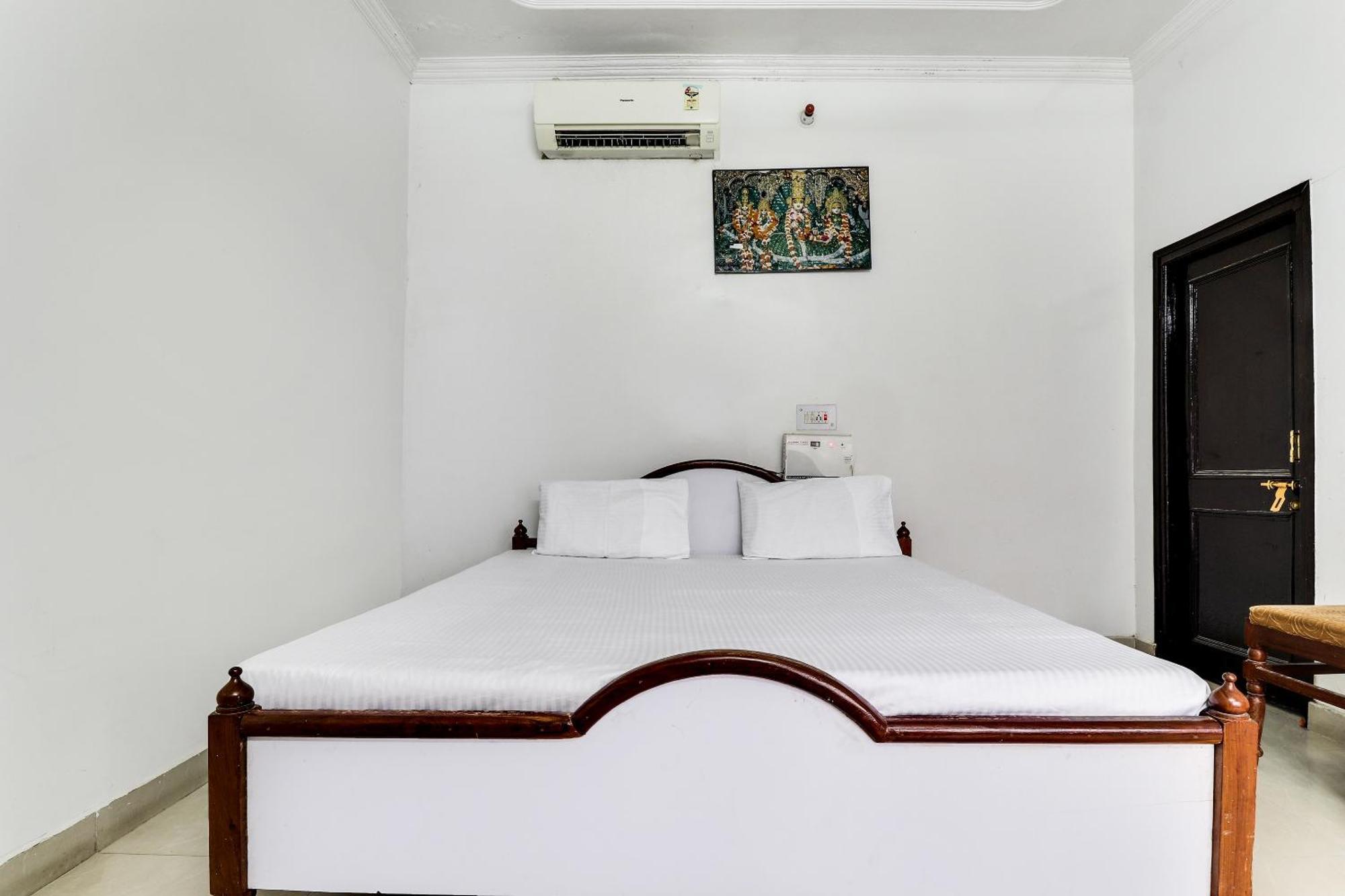 Hotel O Hanuman Bagh Ayodhya Extérieur photo
